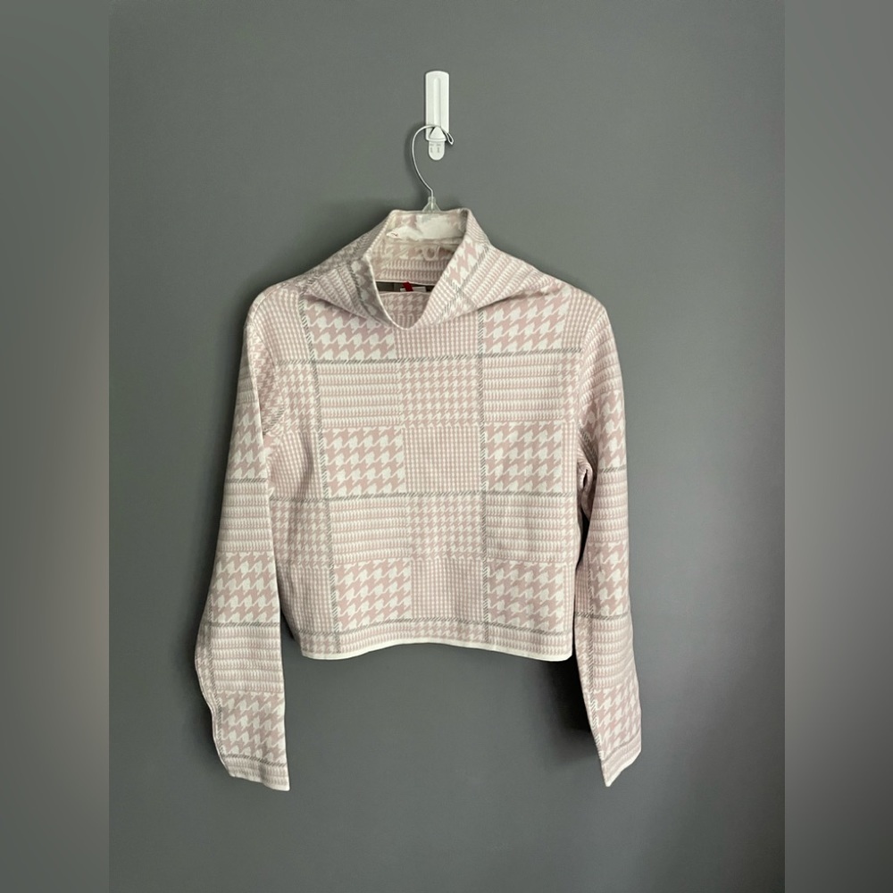 Club Monaco Malika Funnel-Neck Houndstooth Sweater Size Medium